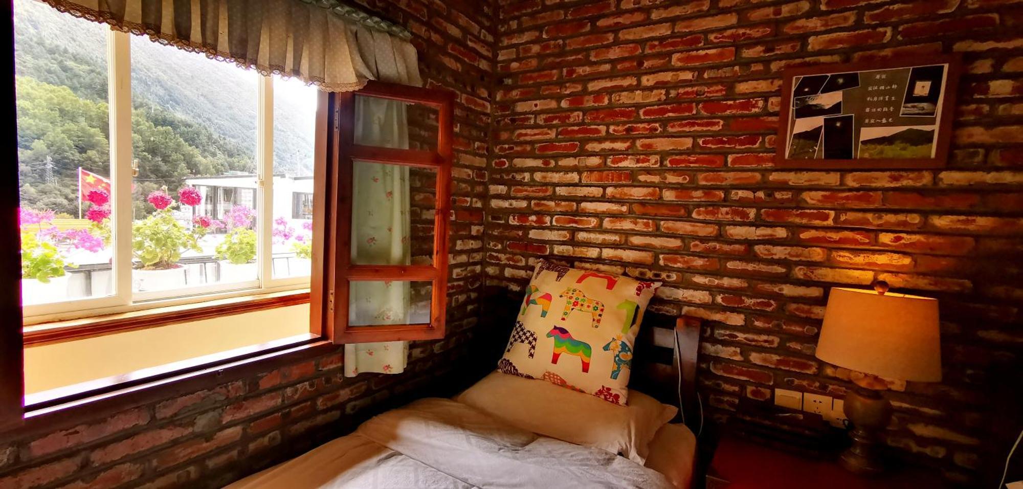 Kangding Guozhuang Nan Wu Hao Boutique Inn Zewnętrze zdjęcie