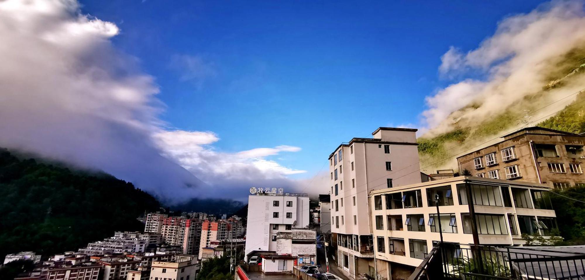 Kangding Guozhuang Nan Wu Hao Boutique Inn Zewnętrze zdjęcie